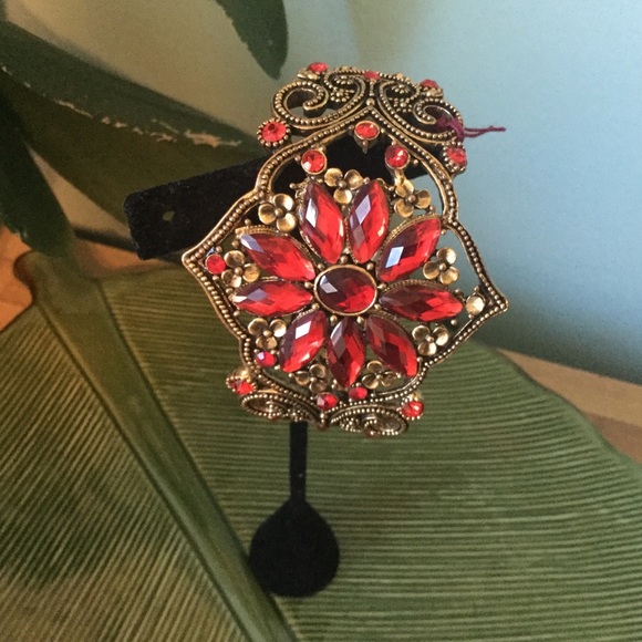 Red Stone Bracelet - Picture 1 of 7